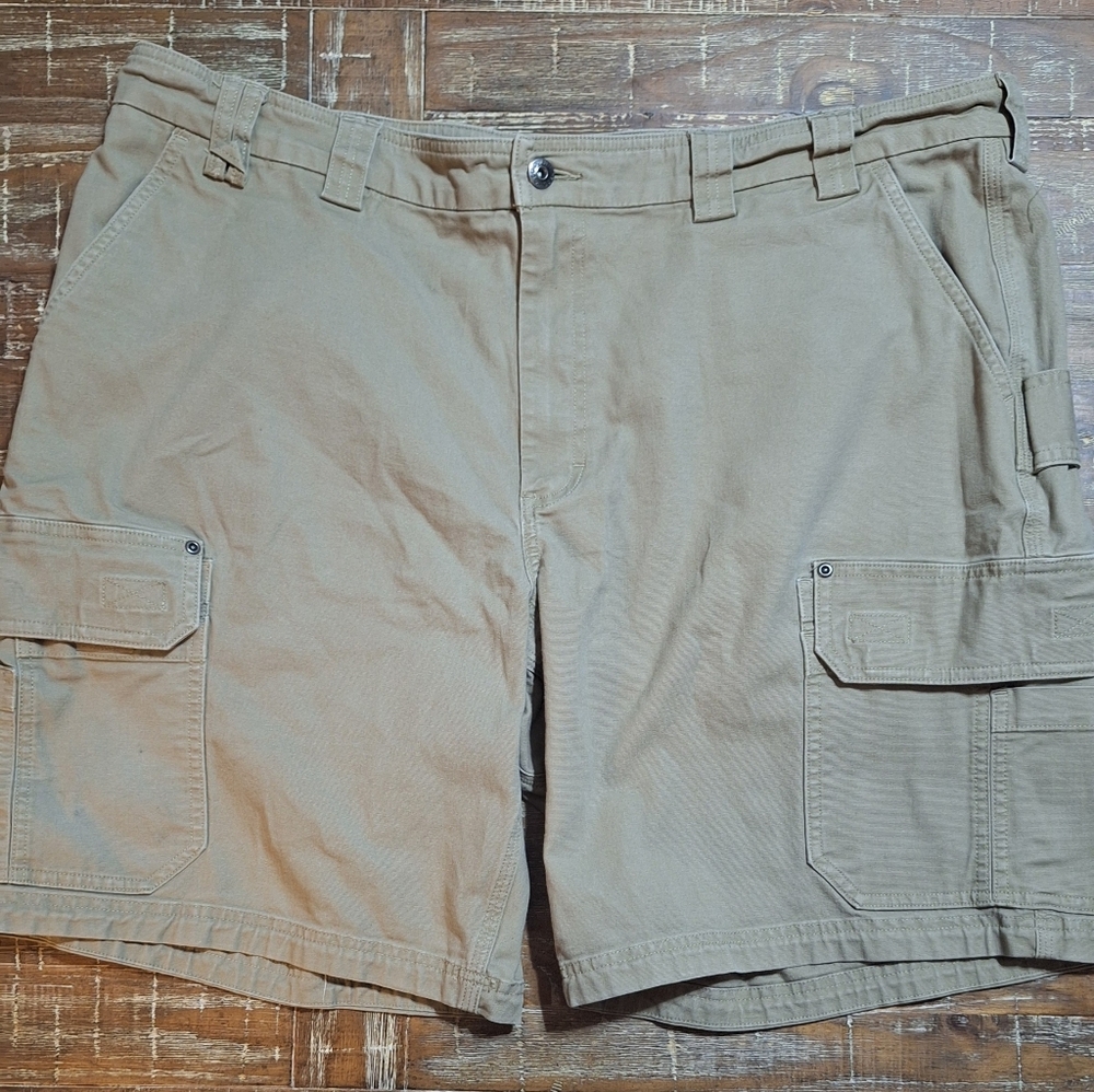 Duluth Trading Co Flex Fire Hose Cargo Shorts Men's 44 (tag 42) Tan Khaki Cotton